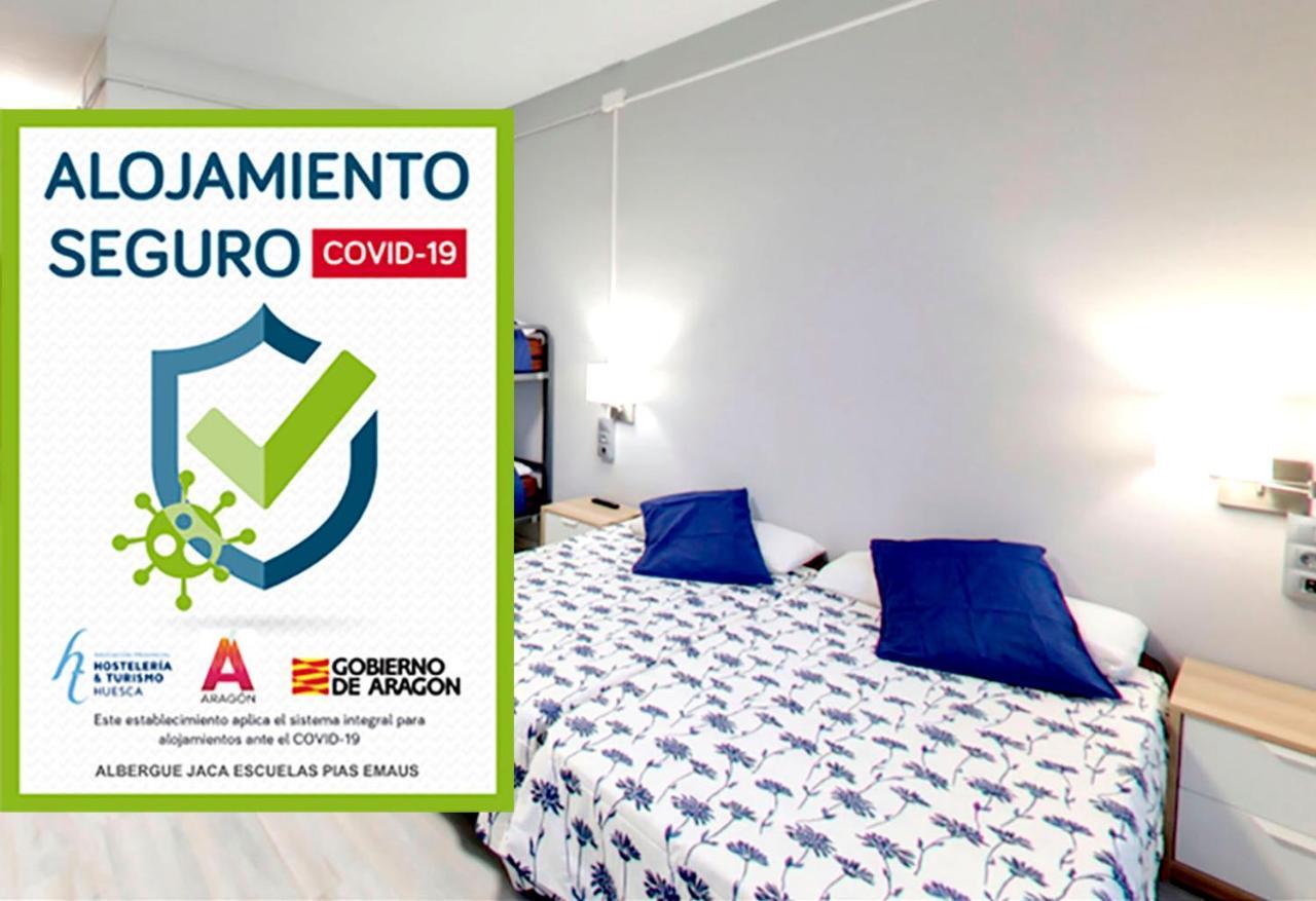 Residencia Albergue 哈卡 外观 照片